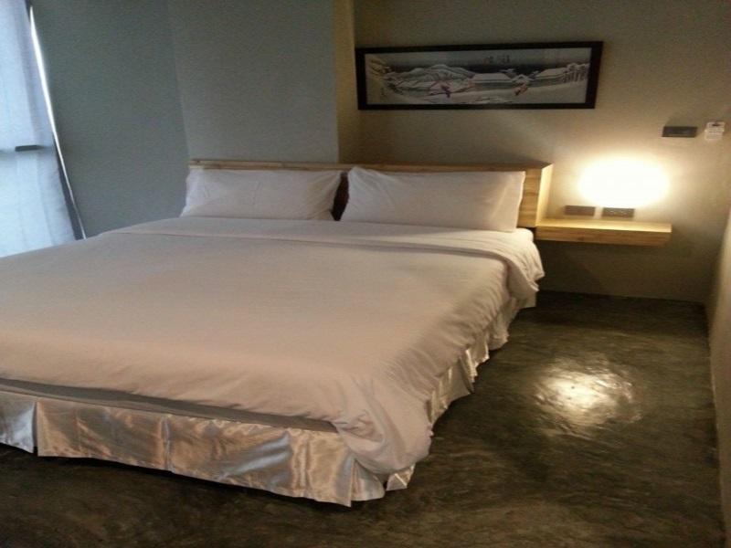 Izen Budget Hotel&Residence Rayong Buitenkant foto