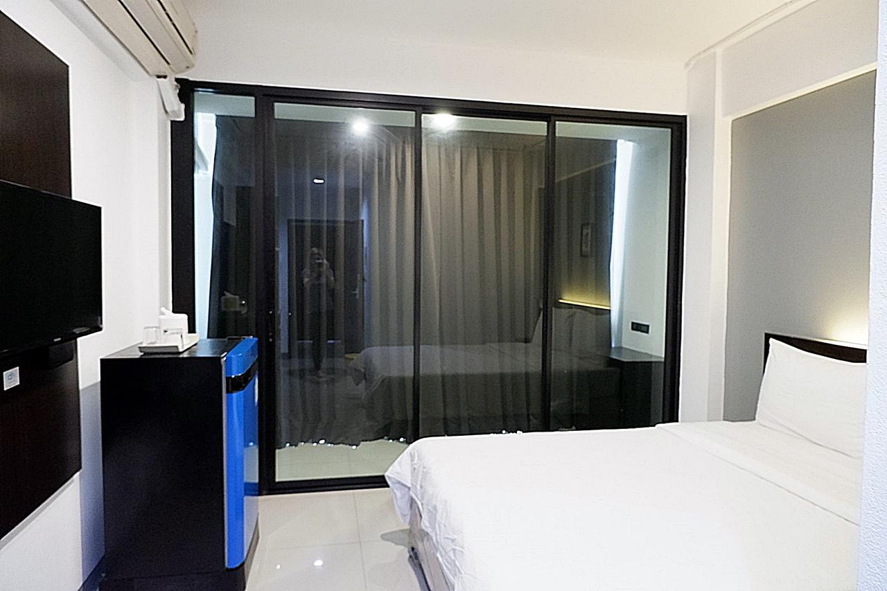 Izen Budget Hotel&Residence Rayong Buitenkant foto