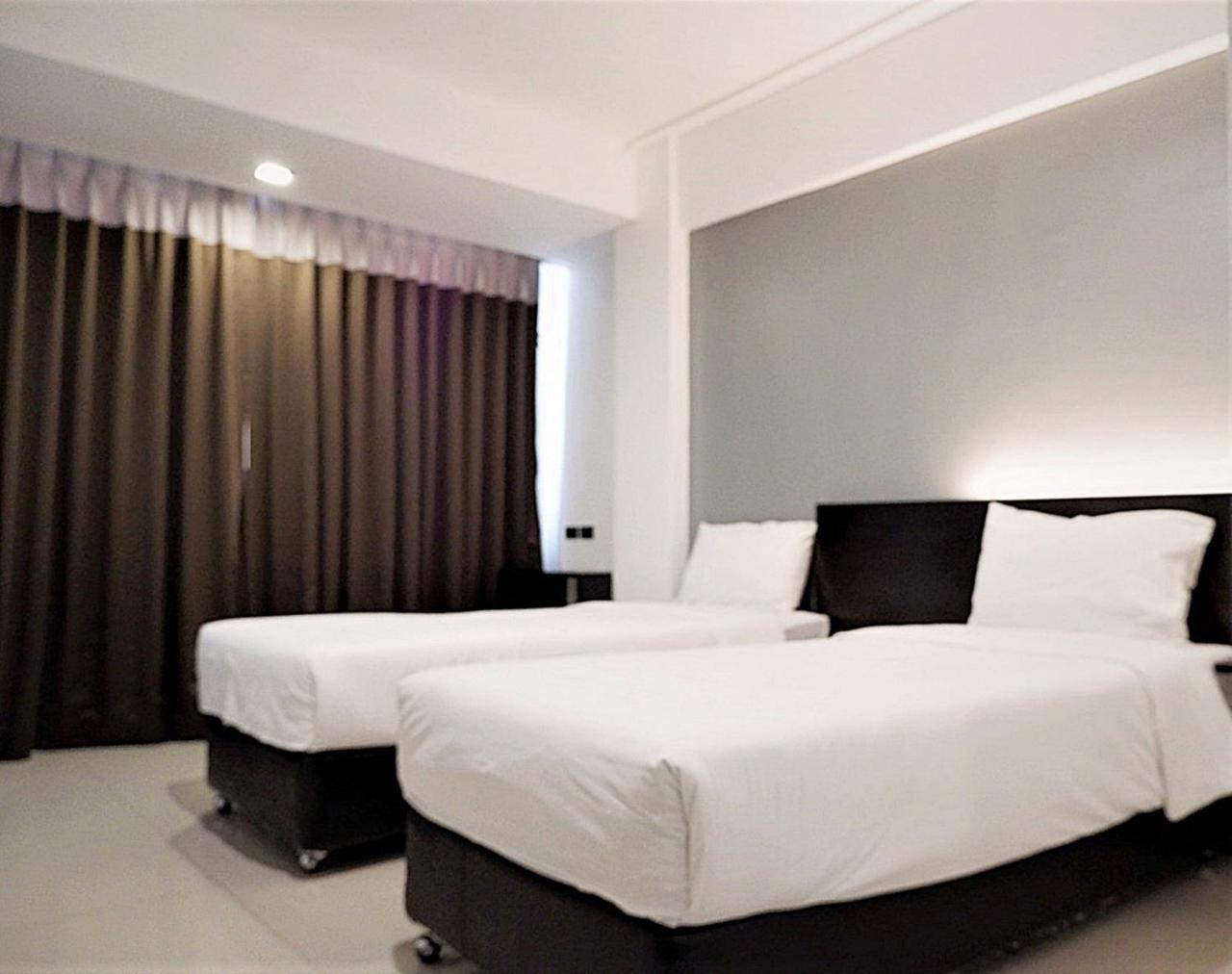 Izen Budget Hotel&Residence Rayong Buitenkant foto