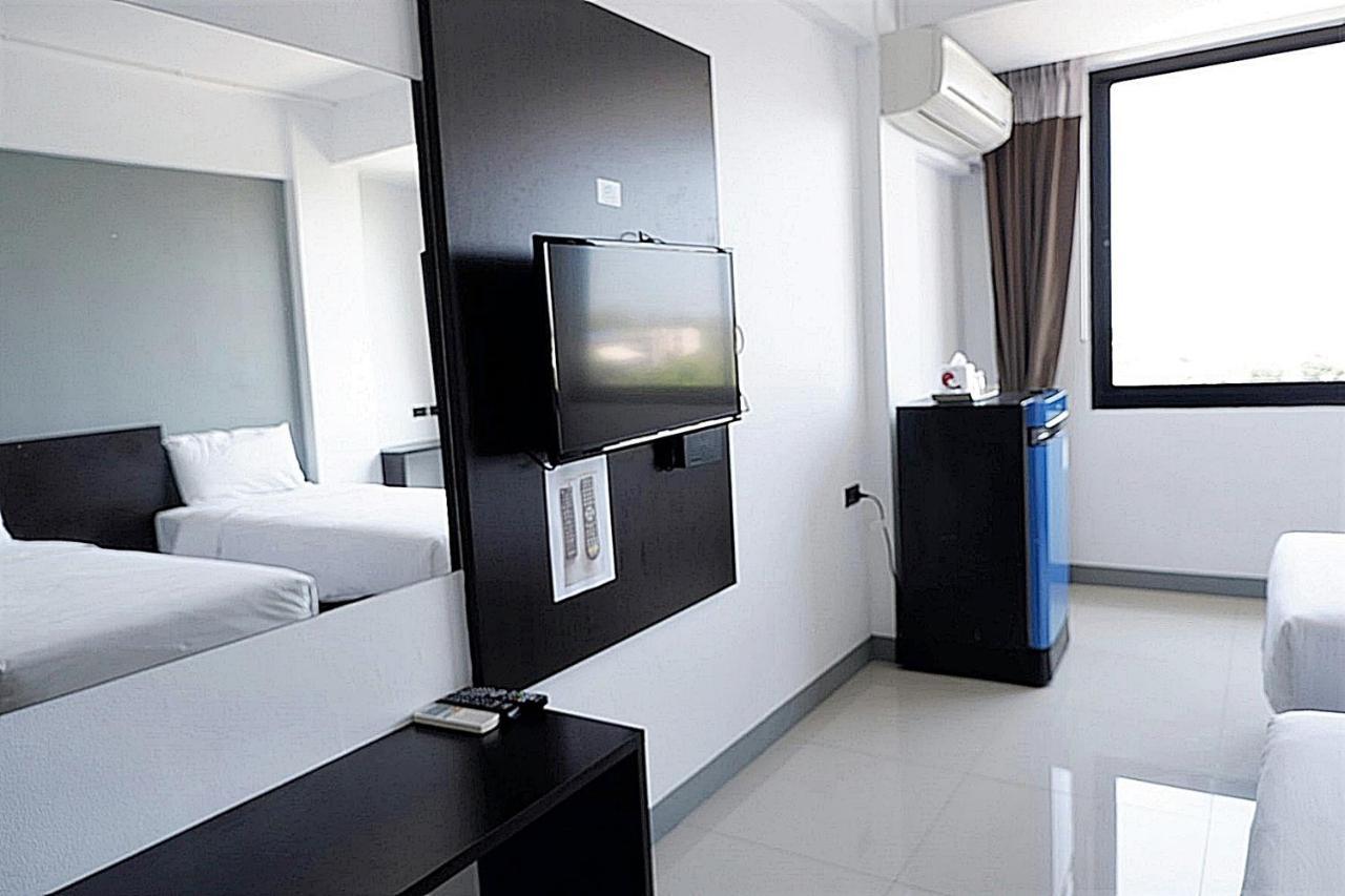 Izen Budget Hotel&Residence Rayong Buitenkant foto